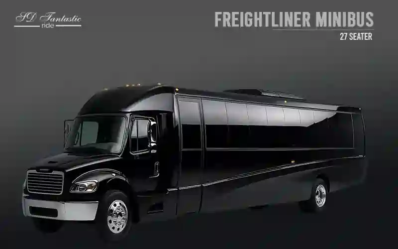 FREIGHTLINER MINIBUS